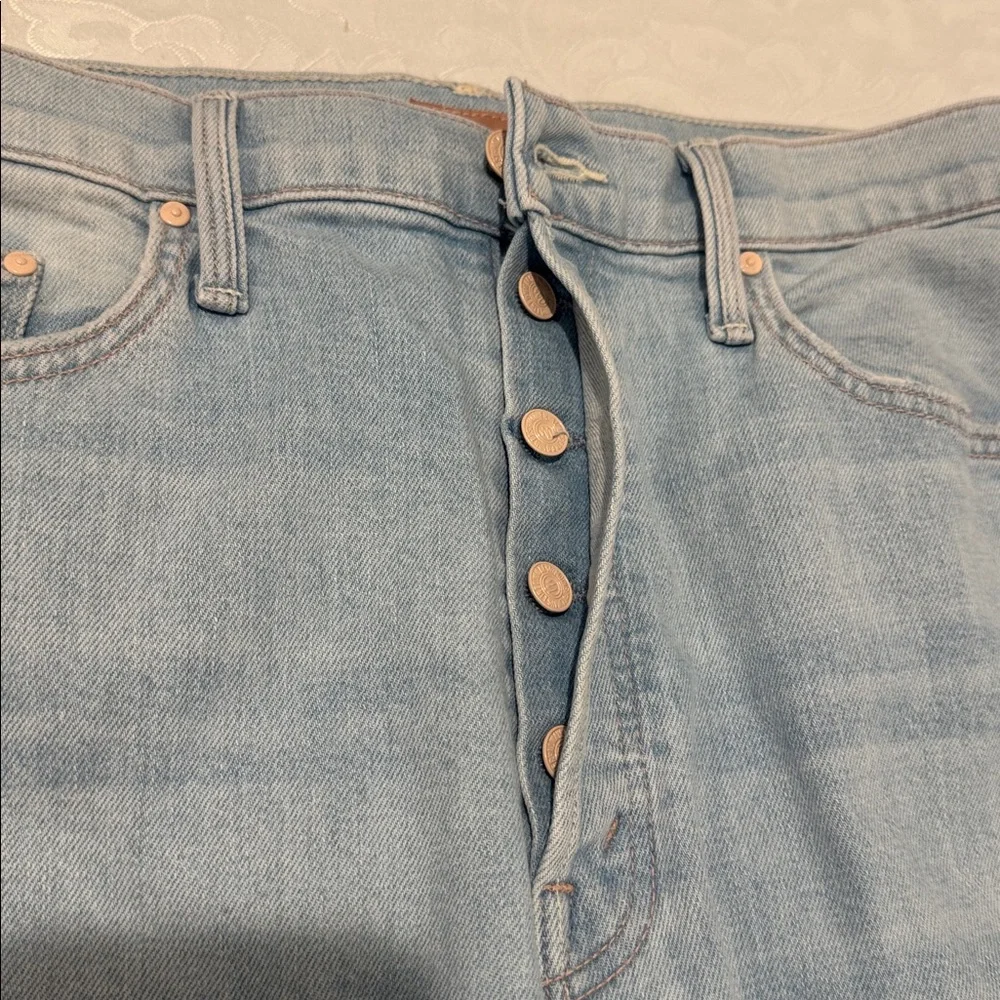 MOTHER Light Blue Ankle Jeans. Size 32 - Picture 5 of 16